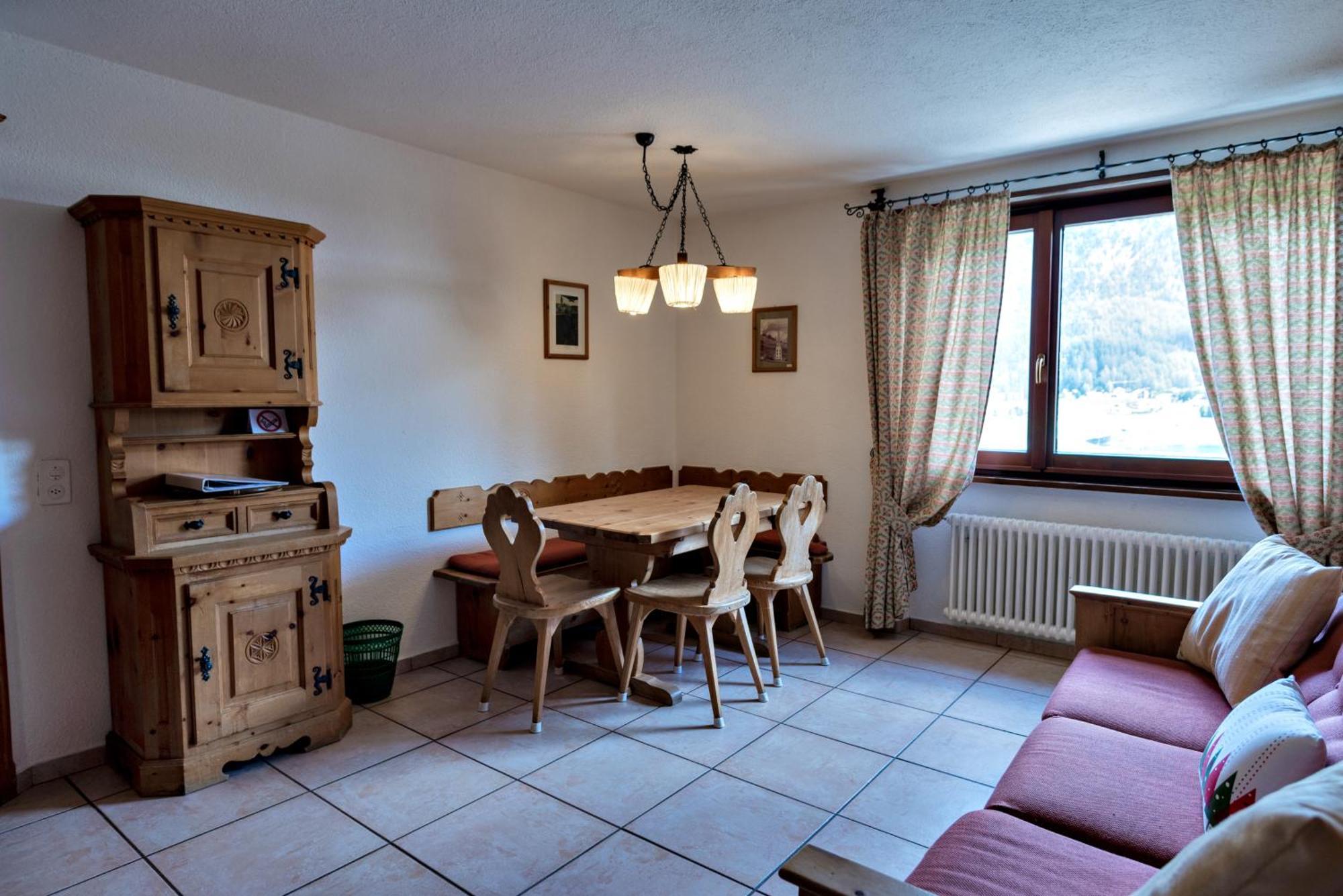 Silva Appartments And Rooms Silvaplana Room photo